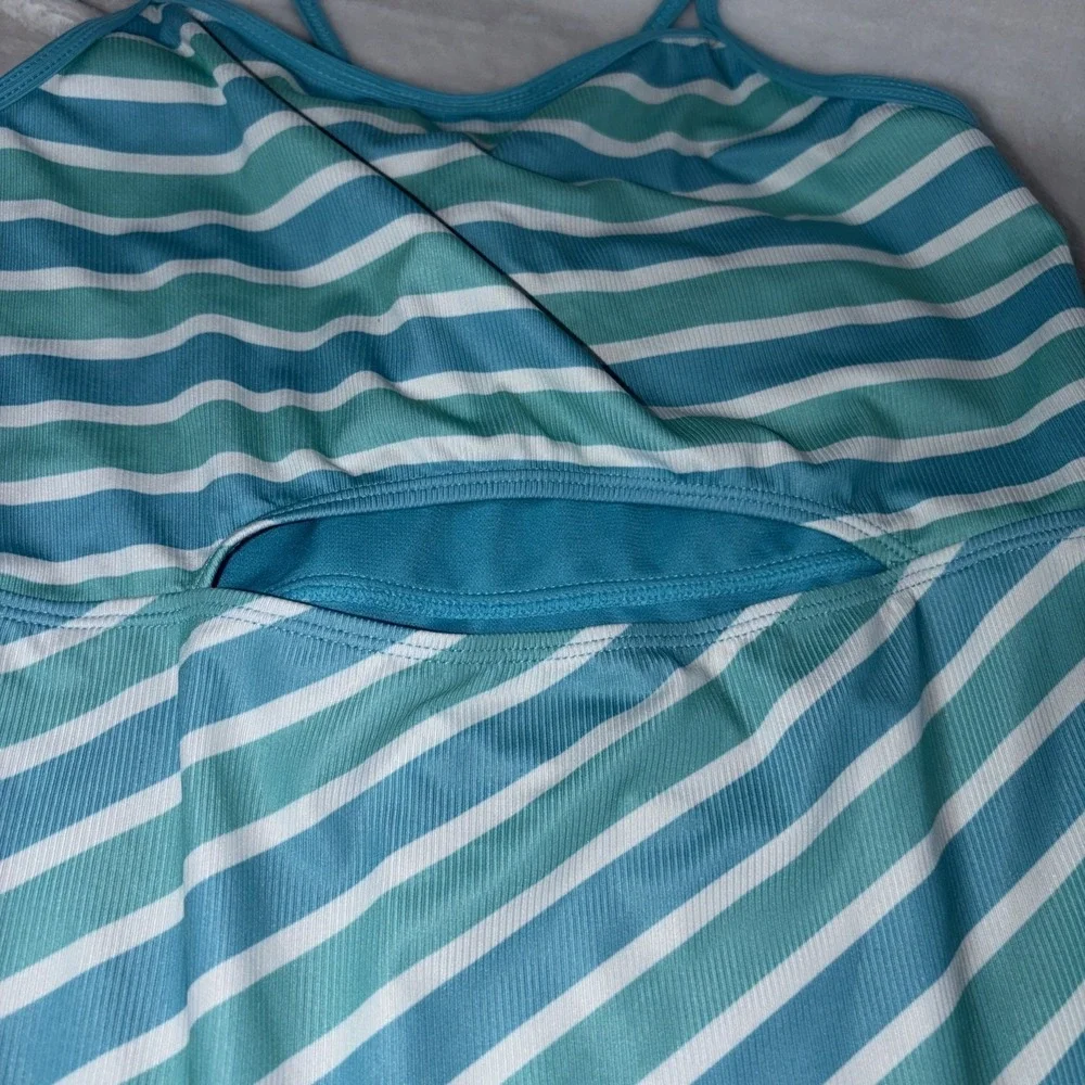 Hurley large 14